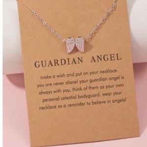 Super cute necklace